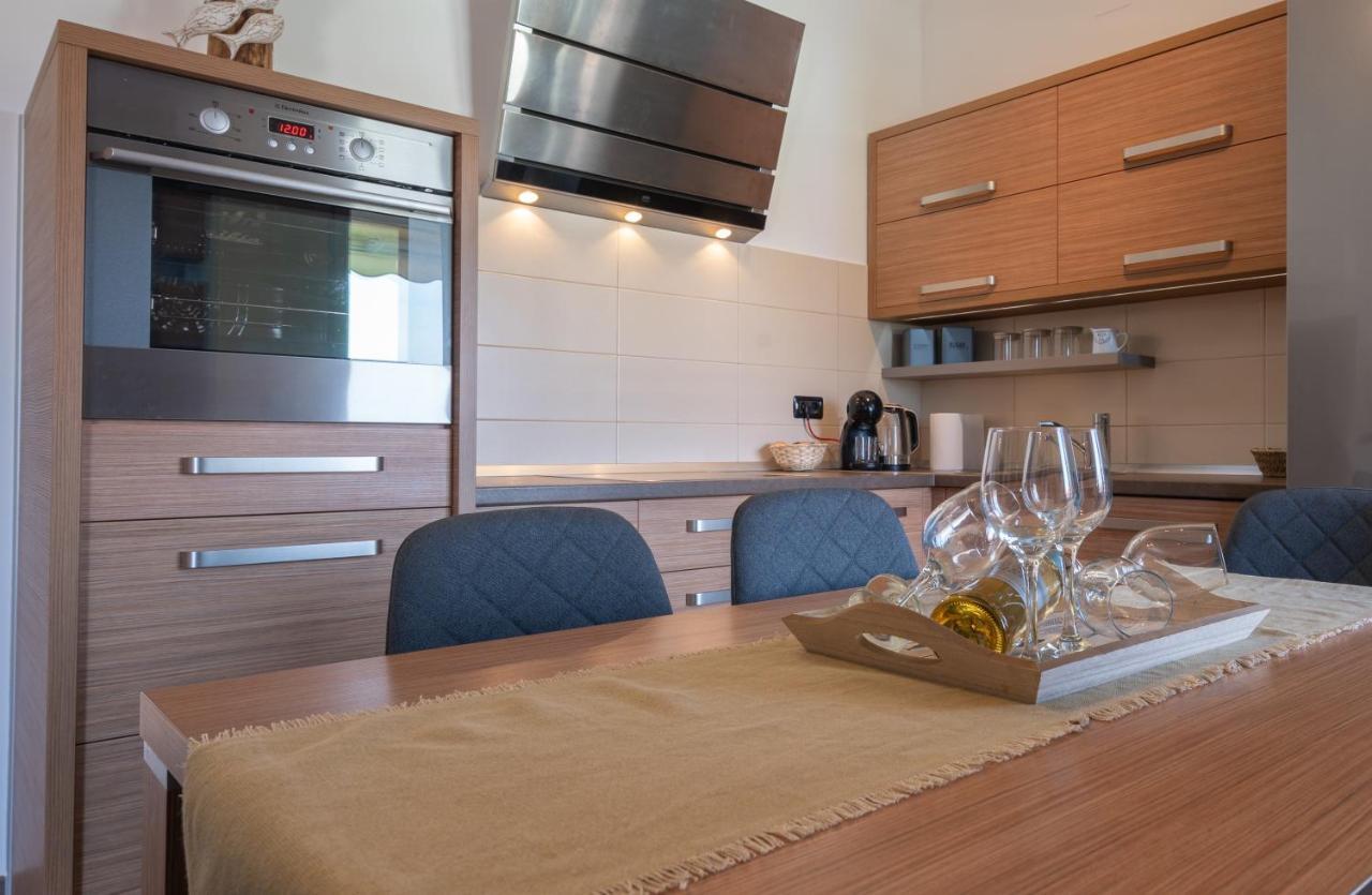 Penthouse Gea Premantura